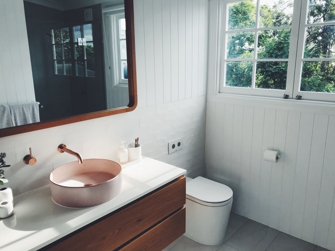 7 Ways to Breathe New Life into your Old Bathroom